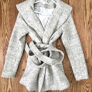 Motherhood maternity coat size small